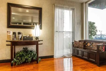 Quality Inn & Suites Santa Clara - 38