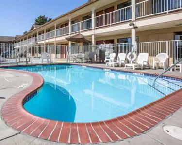 Quality Inn & Suites Santa Clara - 12