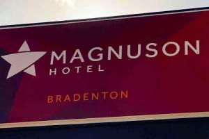 Magnuson Hotel Bradenton, Bradenton