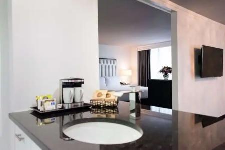 DoubleTree by Hilton Tallahassee - 133