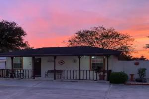 Travelodge by Wyndham Suites St Augustine, St. Augustine