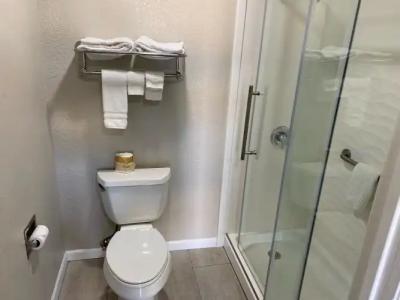 North Bay Inn Santa Rosa - 15