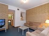 3 Bedrooms Apartment