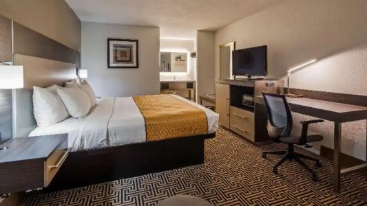 Best Western Central Inn - 53