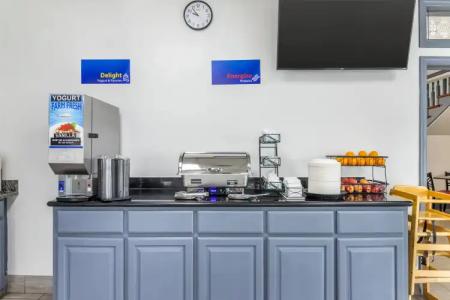 Best Western Central Inn - 28