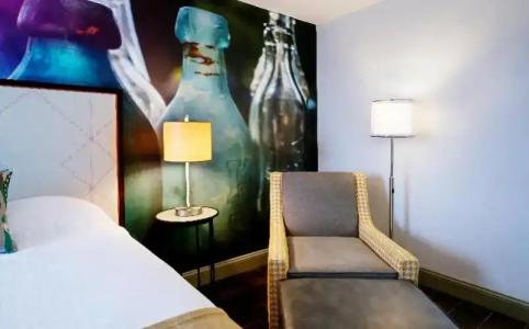 Indigo Savannah Historic District, an IHG - 60