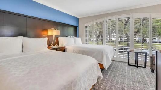 Staybridge Suites Savannah Historic District, an IHG - 29