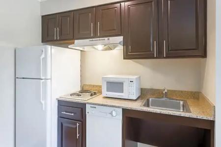 Staybridge Suites Savannah Historic District, an IHG - 60