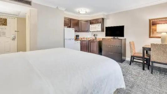 Staybridge Suites Savannah Historic District, an IHG - 72