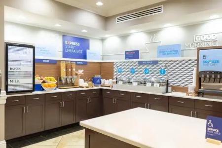 Holiday Inn Express Savannah - Historic District, an IHG - 30