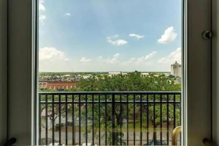 Holiday Inn Express Savannah - Historic District, an IHG - 50