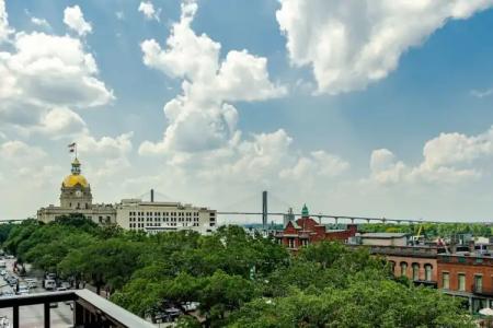 Holiday Inn Express Savannah - Historic District, an IHG - 75