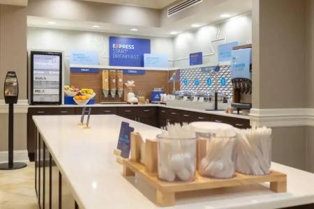 Holiday Inn Express Savannah - Historic District, an IHG - 32