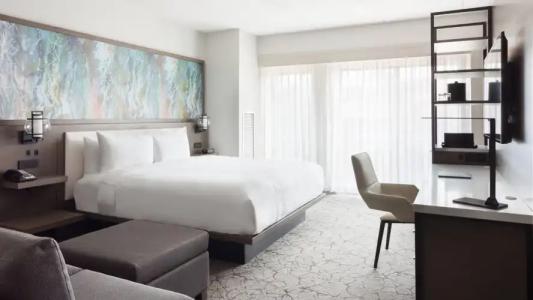 Marriott Savannah Riverfront - 52