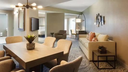 Marriott Savannah Riverfront - 56