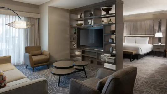 Marriott Savannah Riverfront - 53