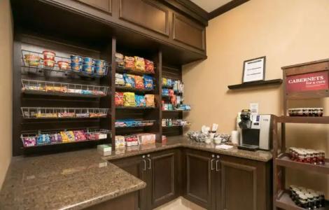 Hilton Garden Inn Lakeland - 11