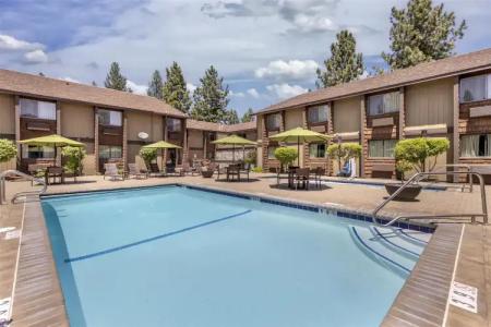 Best Western Plus Truckee-Tahoe - 18