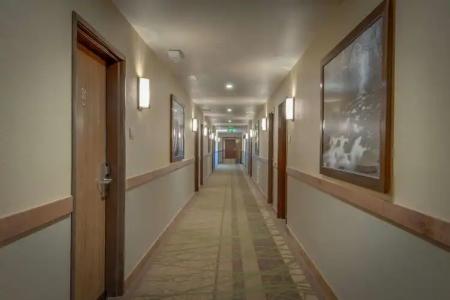Best Western Plus Truckee-Tahoe - 16