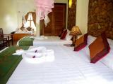 Standard Triple room with view