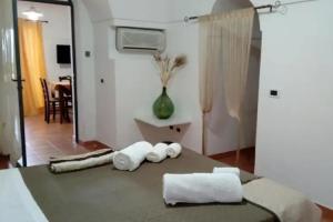 Guest House «Dammusi Uliveto», Pantelleria Village