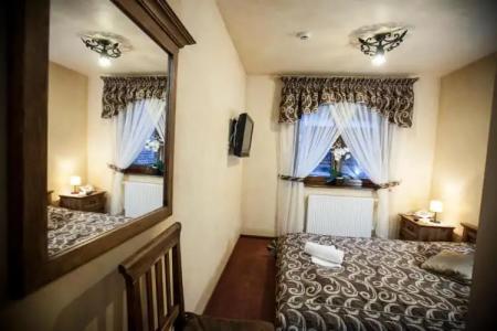 Dwór Karolówka - 19