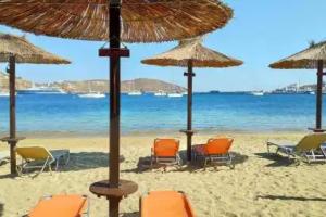 Asteri Hotel, Livadion