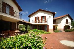 Hullam Villa B&B, Balatonmariafurdo