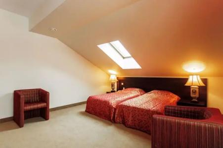 Rixwell Segevold - 28