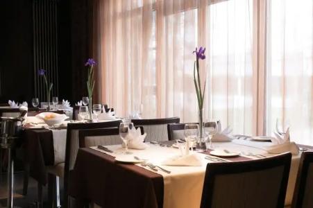 Rixwell Segevold - 31