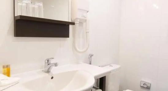 Rixwell Segevold - 34