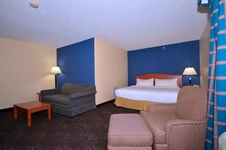 Ramada by Wyndham Santa Fe - 53