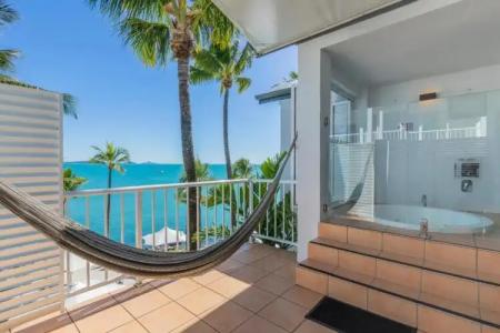 Coral Sea Marina Resort - 116