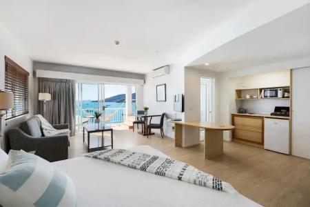 Coral Sea Marina Resort - 35