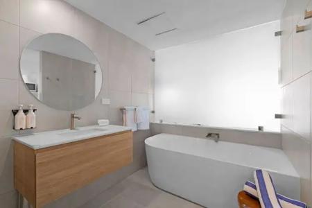 Coral Sea Marina Resort - 129