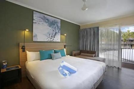 Mantra Club Croc - 76