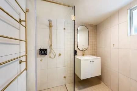 Mantra Club Croc - 102