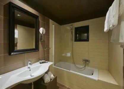 Thomais Boutique - 126