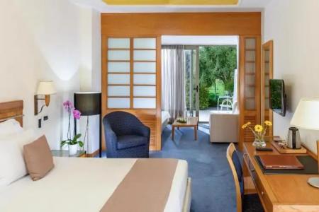 Alexander Beach & Spa - 56