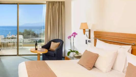 Alexander Beach & Spa - 53