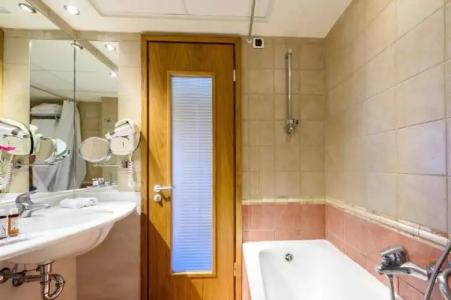 Alexander Beach & Spa - 58