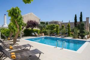 Arcus Suites, Kournas