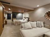 Deluxe room with balcony