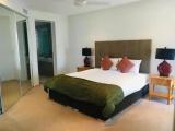 3 Bedrooms Apartment