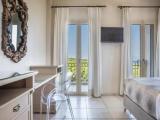 Standard Double room with partial sea view