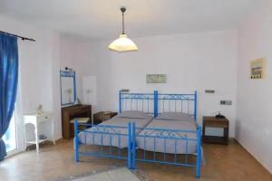 Akti Aegeou, Ayios Sostis
