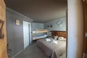 Hotel Chacaril, Pila