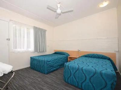 Urangan Motor Inn - 49