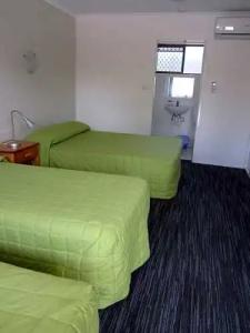 Urangan Motor Inn - 69