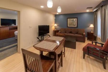 Best Western Plus Clocktower Inn - 82